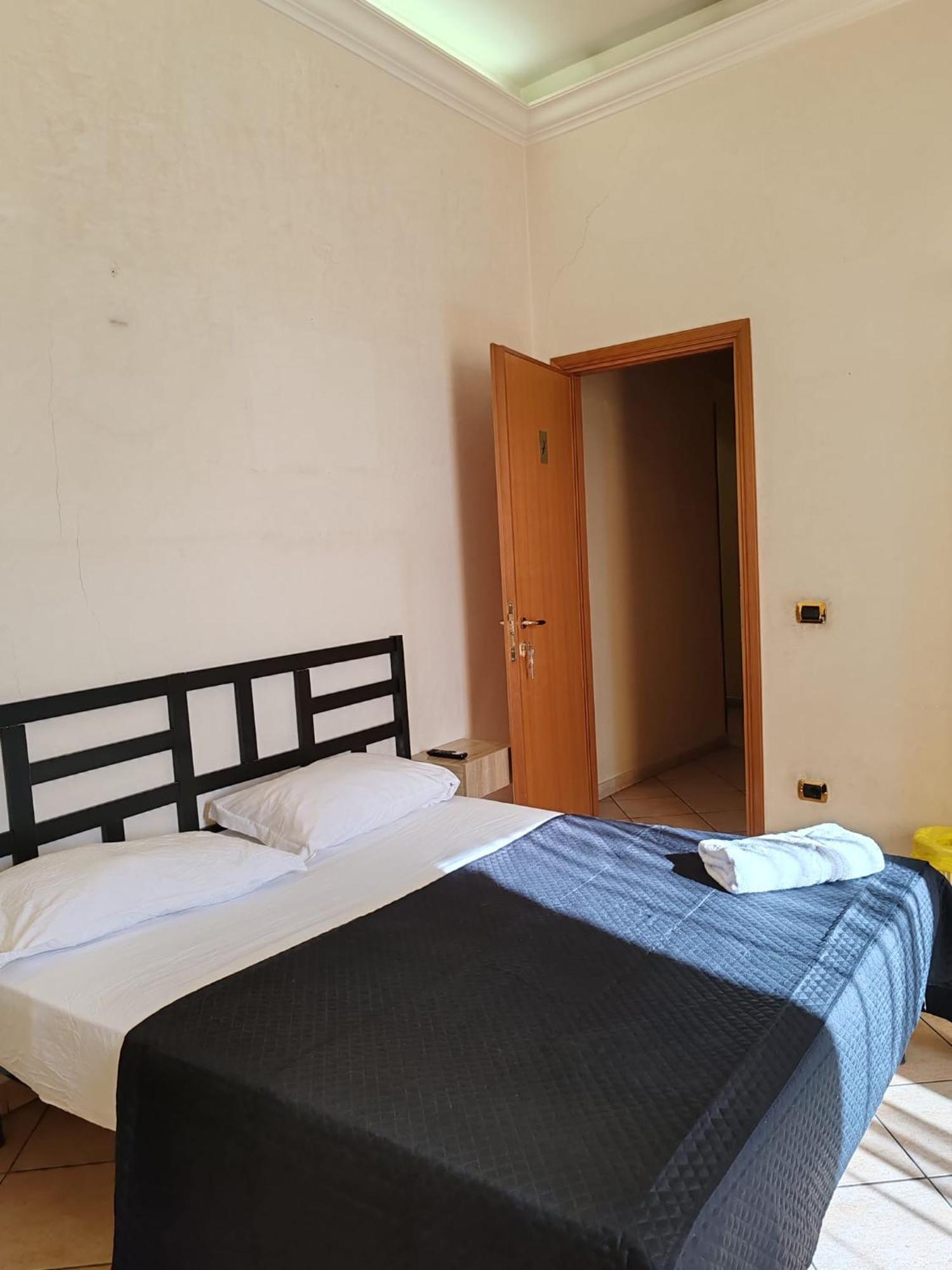 B&B Piazza Ragusa Roma Eksteriør bilde